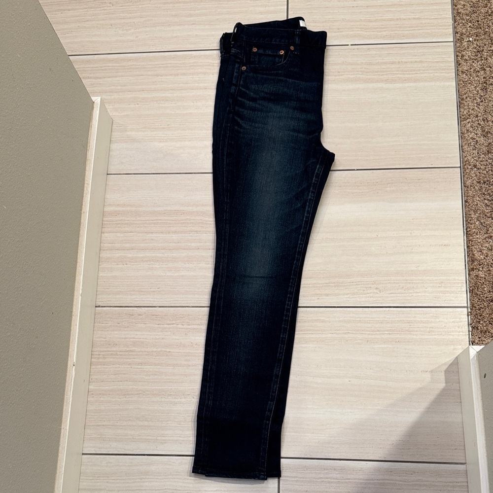 Moussy Dark Indigo Skinny Jeans. New without tag Size 29